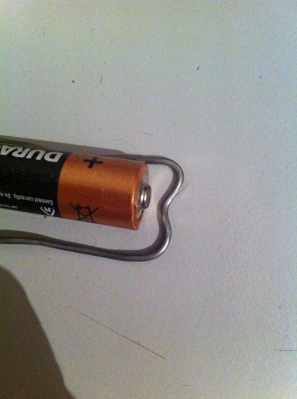 Mind the tiny kink on the top. The wire is going to spin on it.