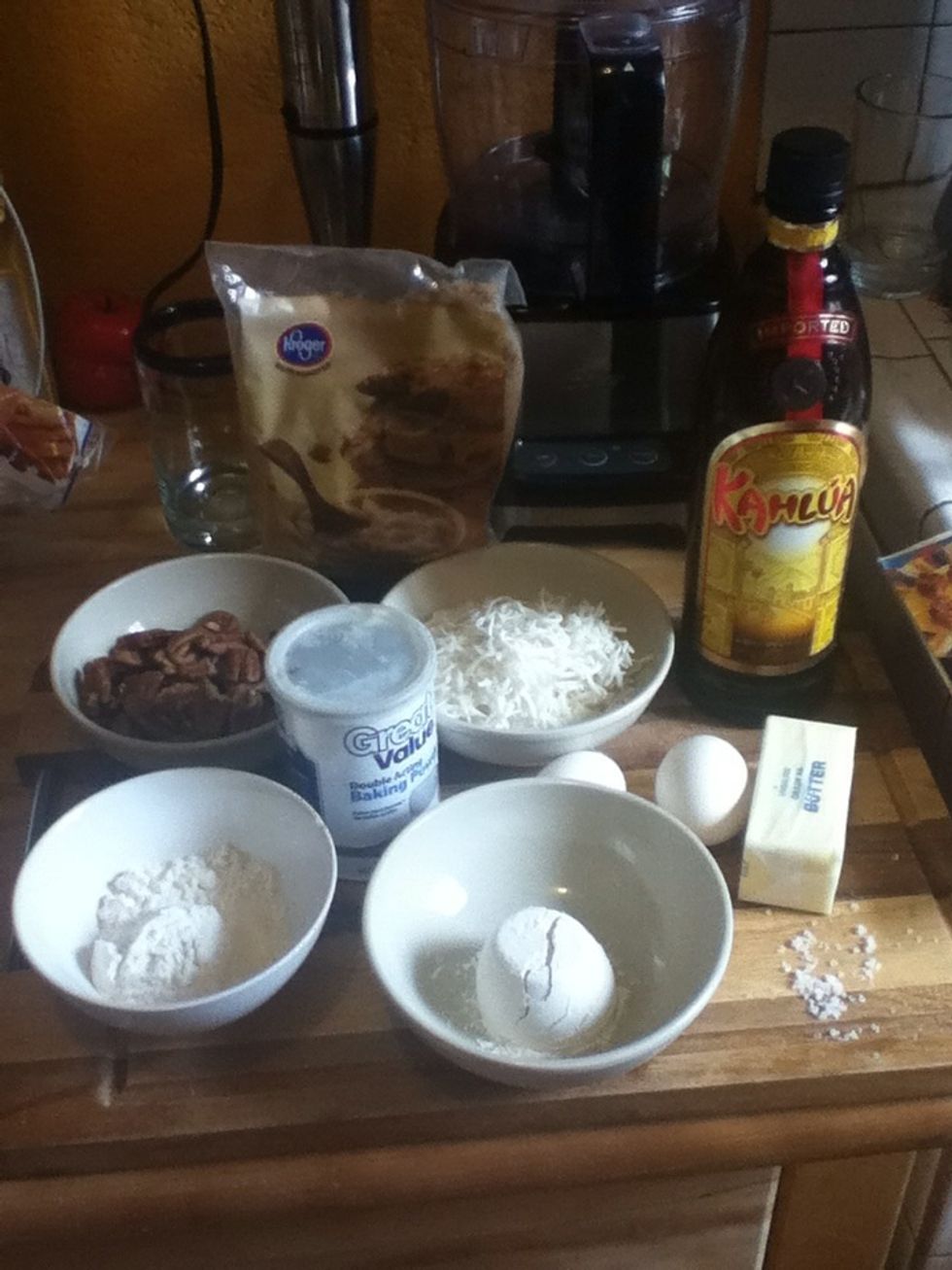 Mise en place!\ud83d\ude0a Preheat your Oven to 350F By the way in the ingredients it says 1 cup of flour for the filling is only 1/4 cup but it's not letting me change it.\ud83d\ude01