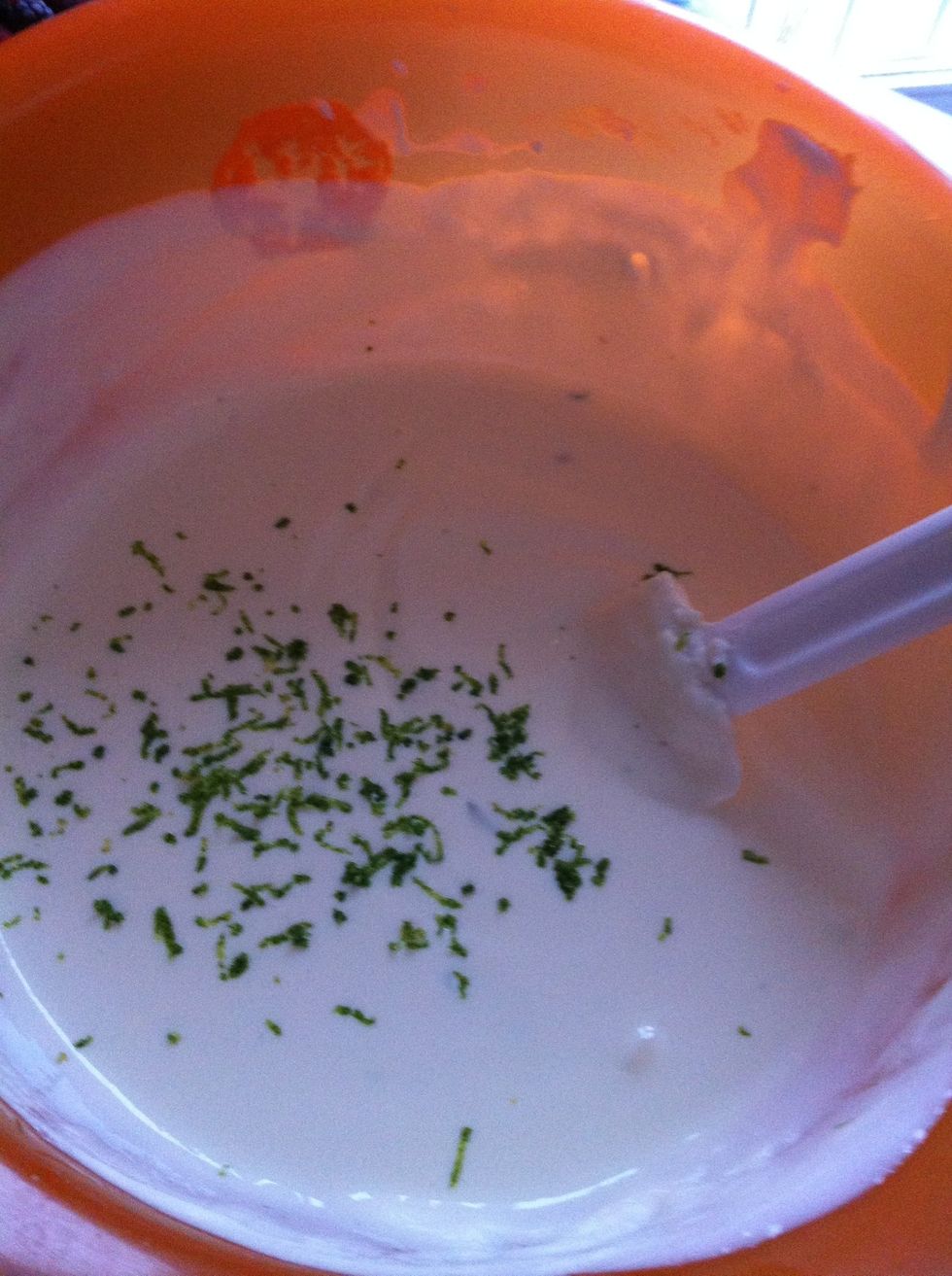 Mix 200g sugar, starch flour, cream cheese and curd cheese. Then add whipped cream, 1 whole egg, lime juice and (if you like) lime zests.