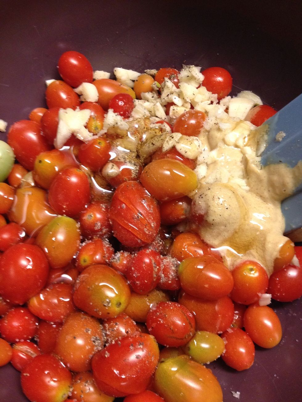 Mix 5 cloves of crushed garlic, 1/3 cup of honey, 2 tablespoon salt, 1 teaspoon pepper, 2 tablespoon of Dijon mustard, and sliced shallots.