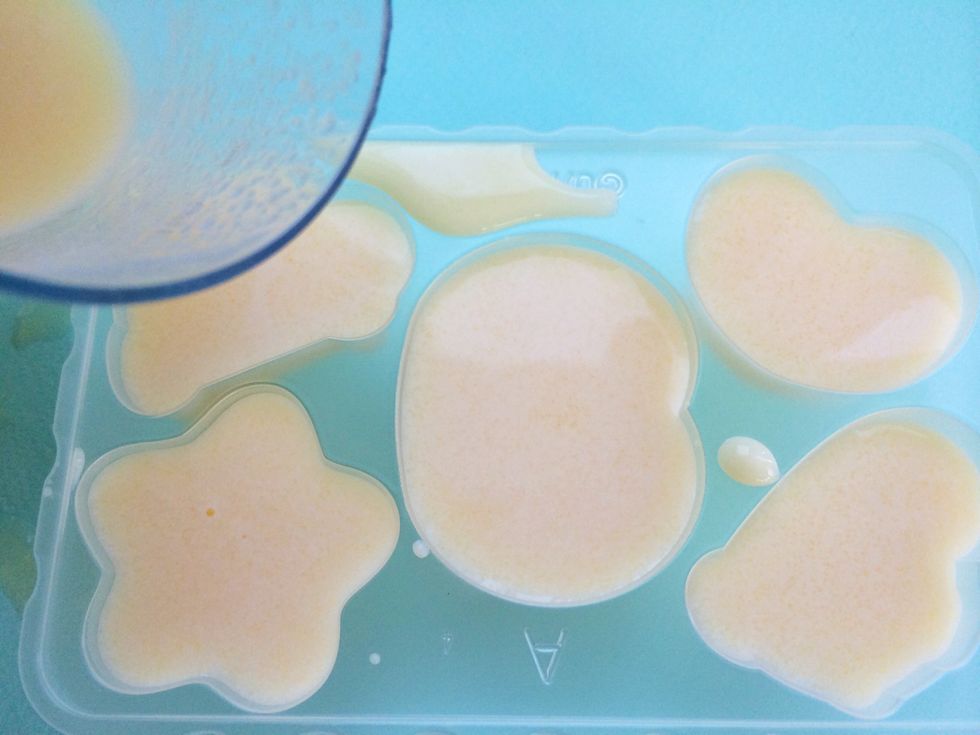 Mix again, then carefully pour mix into mold