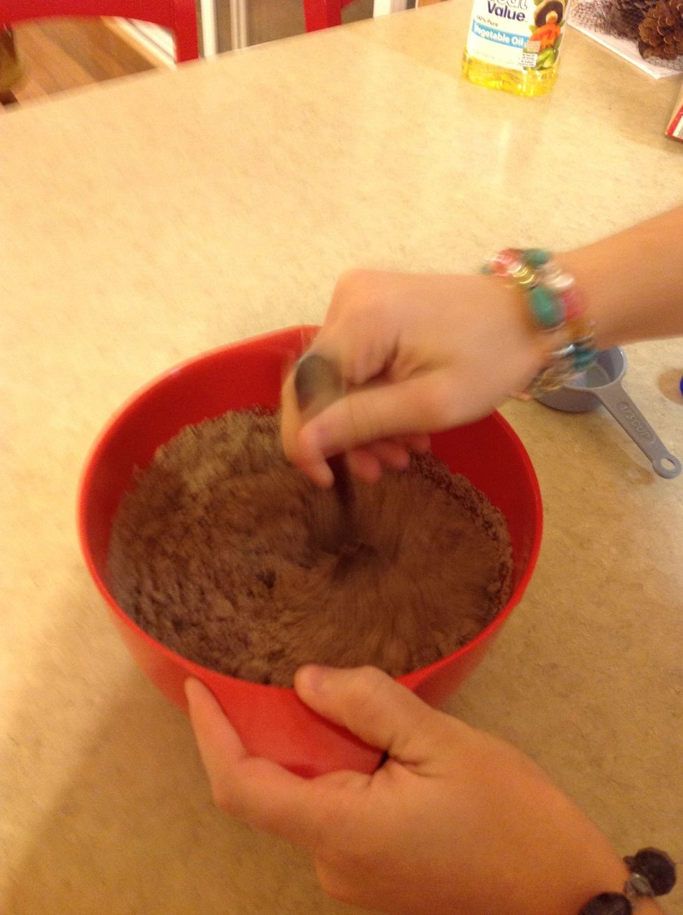 Mix all 4 of these Ingredients together with the mixing spoon.