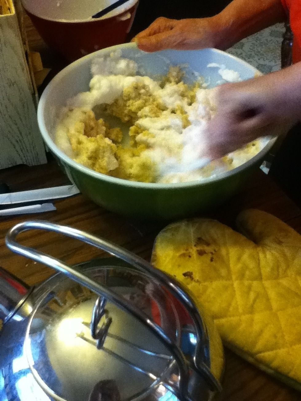 Mix all ingredients together.