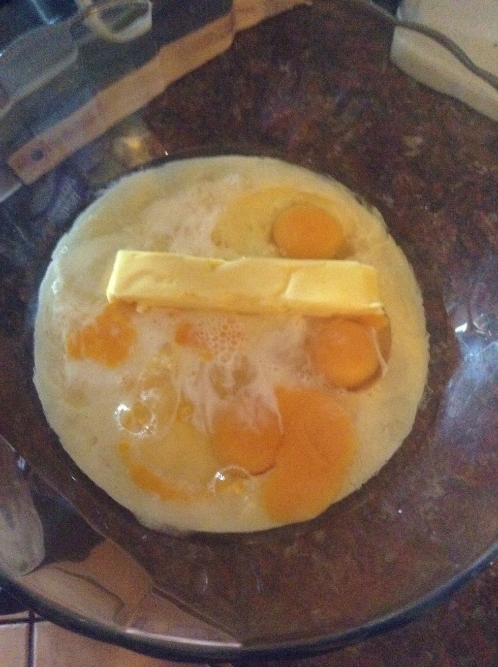 Mix all liquid ingredients and butter..