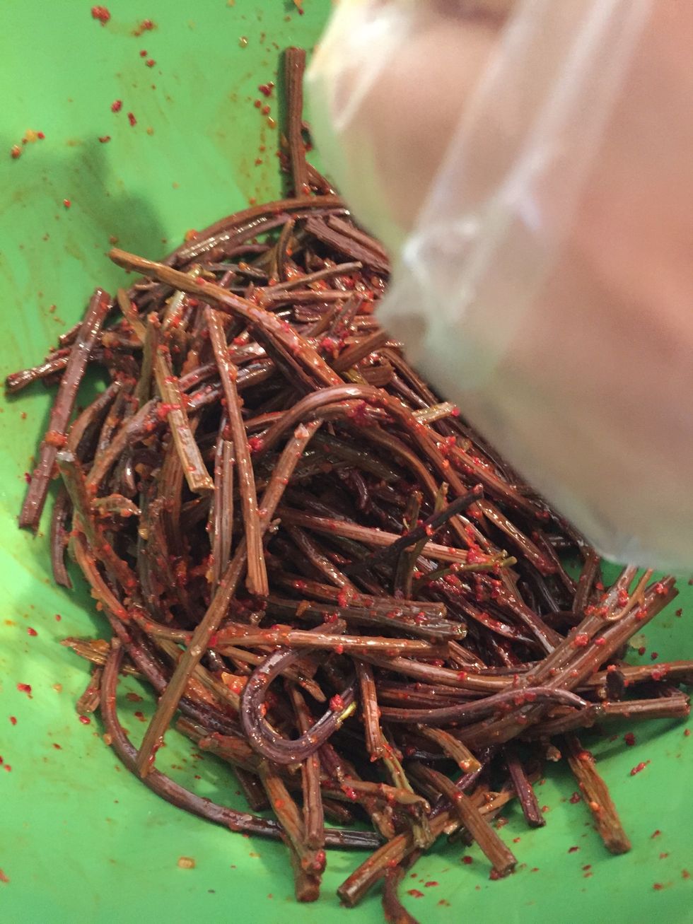 Mix all seasonings with vegetable and then add to beef broth