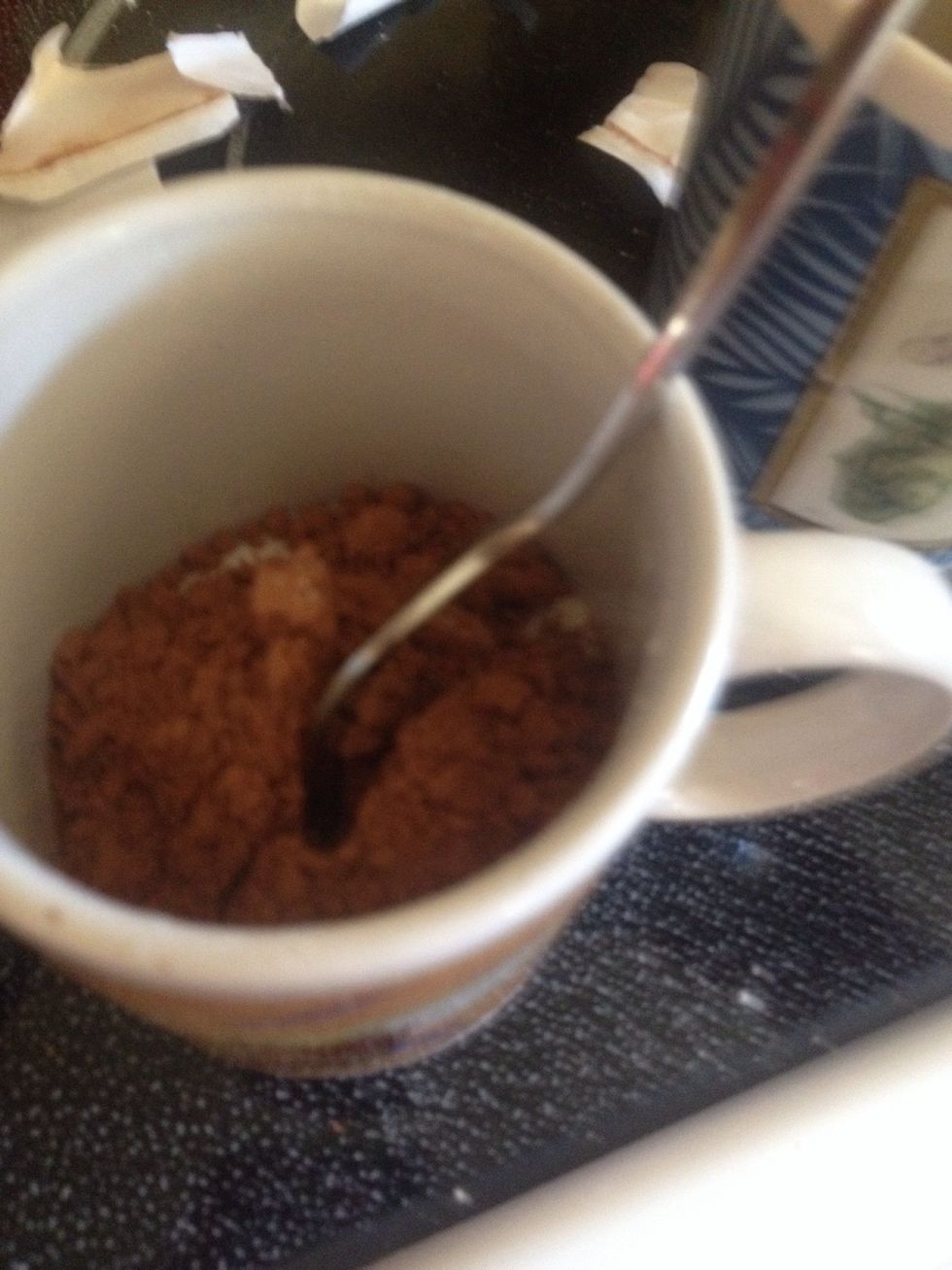 Mix all the dry ingredients with a fork