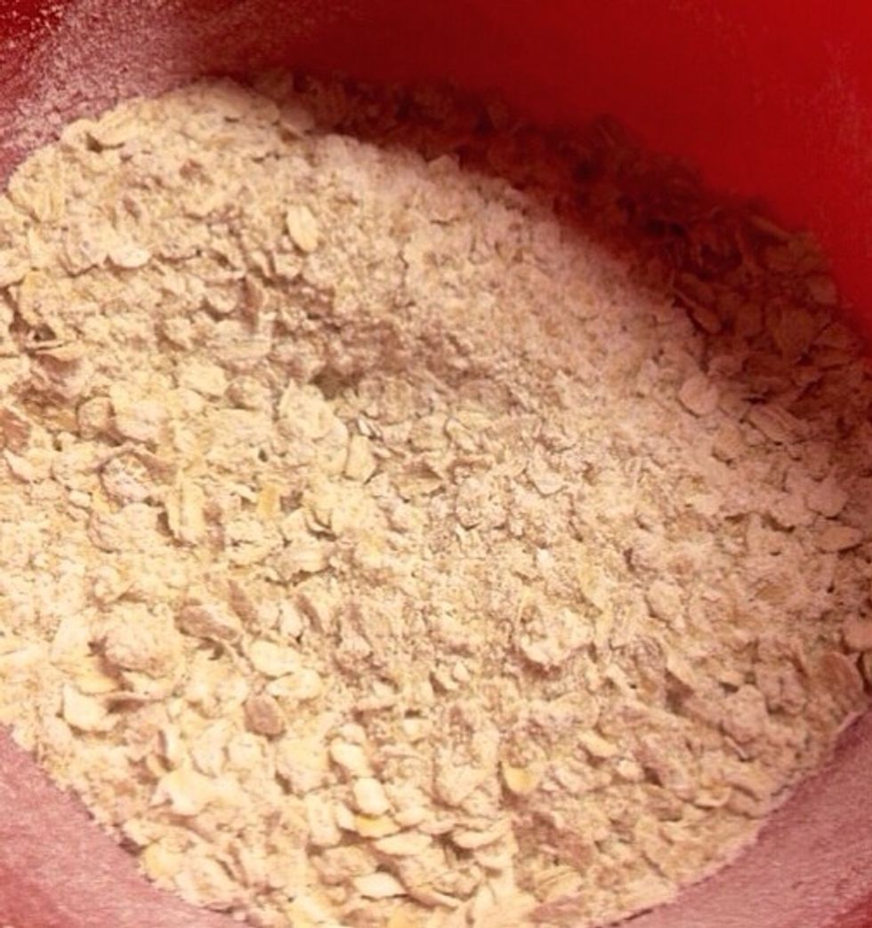 Mix all the dry ingredients.