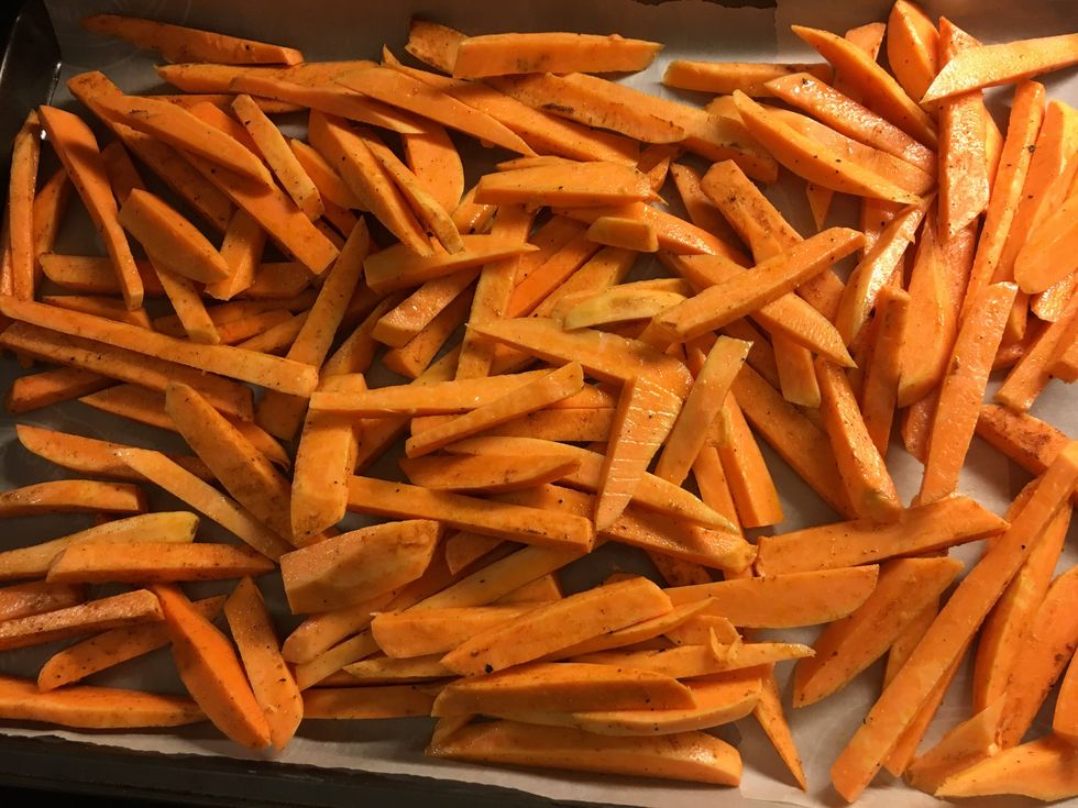 Mix all the ingredients and put them on a baking sheet with parchment paper.