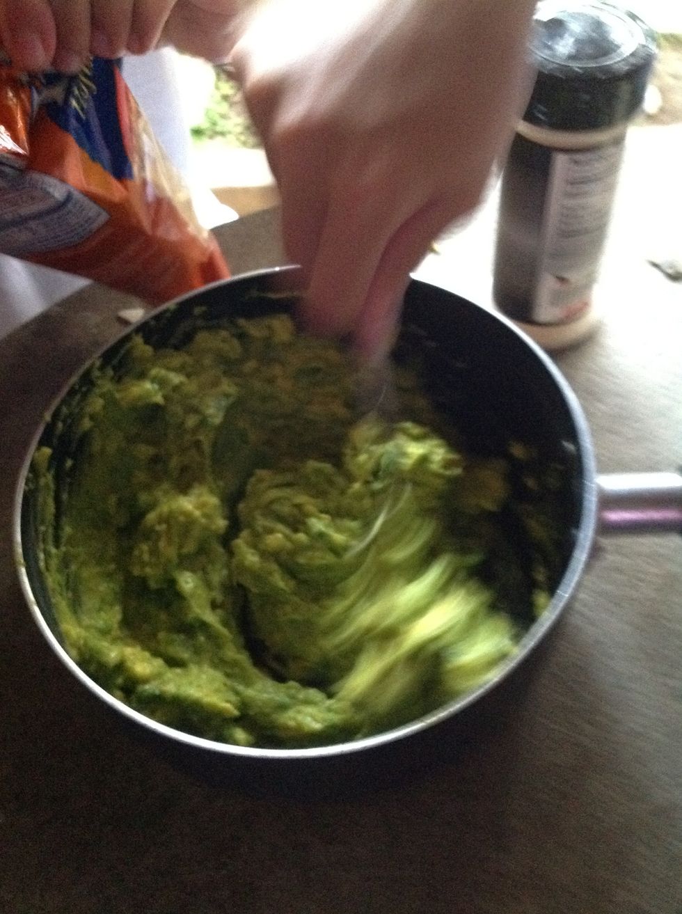Mix all the ingredients together.
