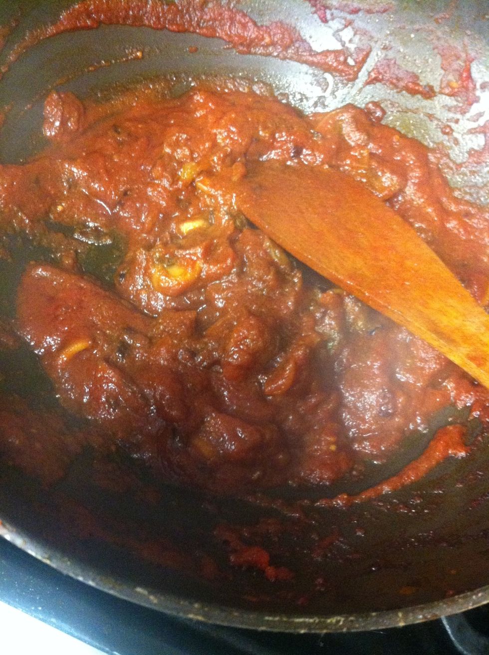 Mix and leave on cooker until thick