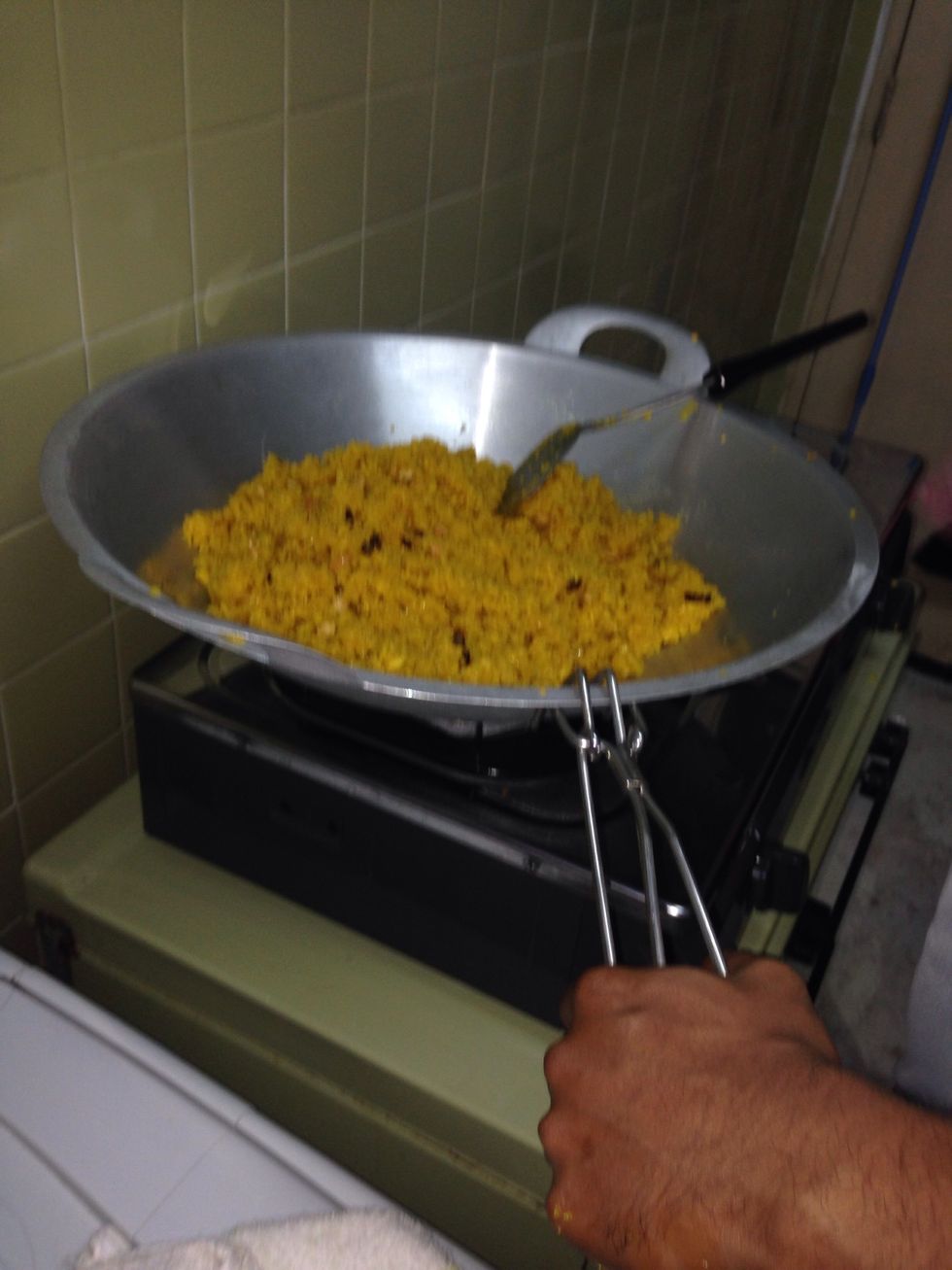 Mix around 10 minutes, by then the 'boondis' will absorb the syrup.