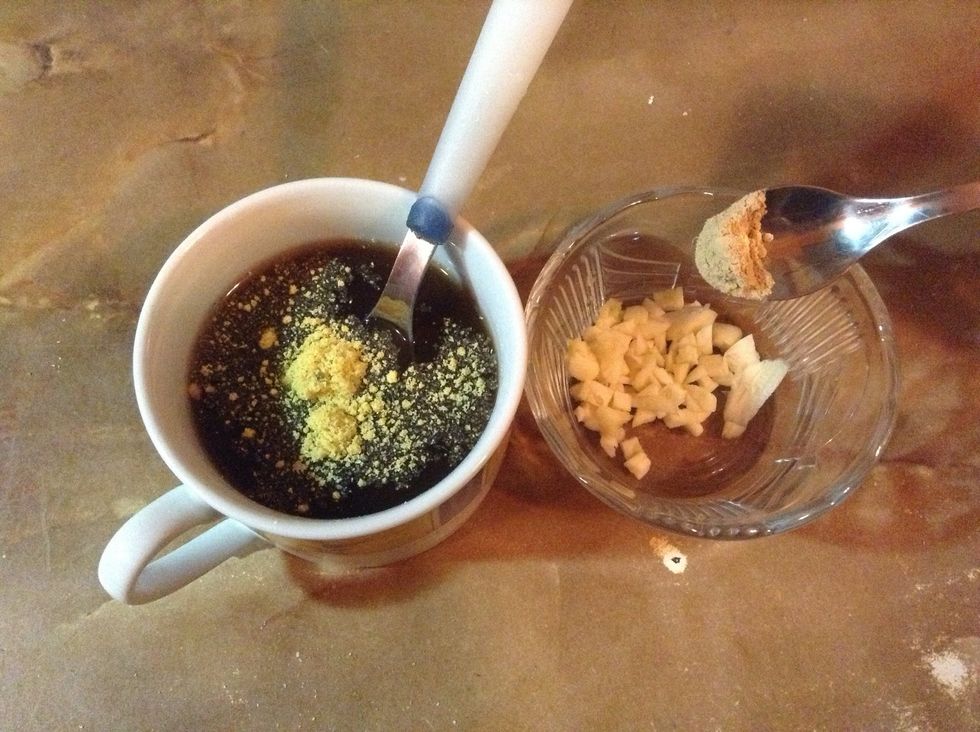 Mix chicken broth, soy sauce, flour. In other recipent mix minced garlic and ginger