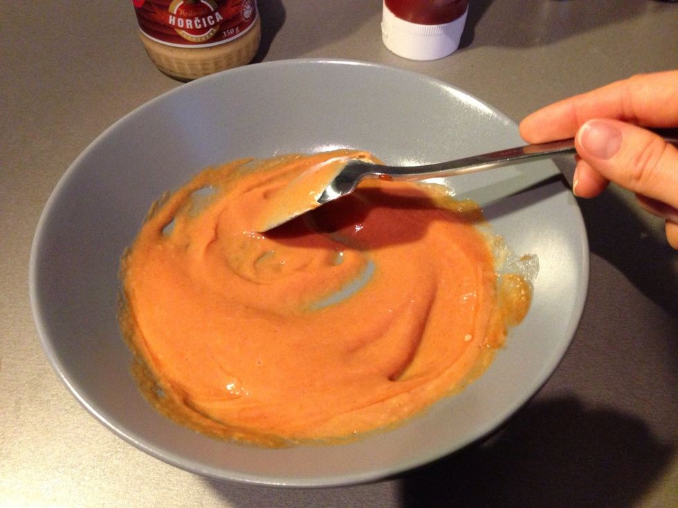 Mix. Chicken will bath here