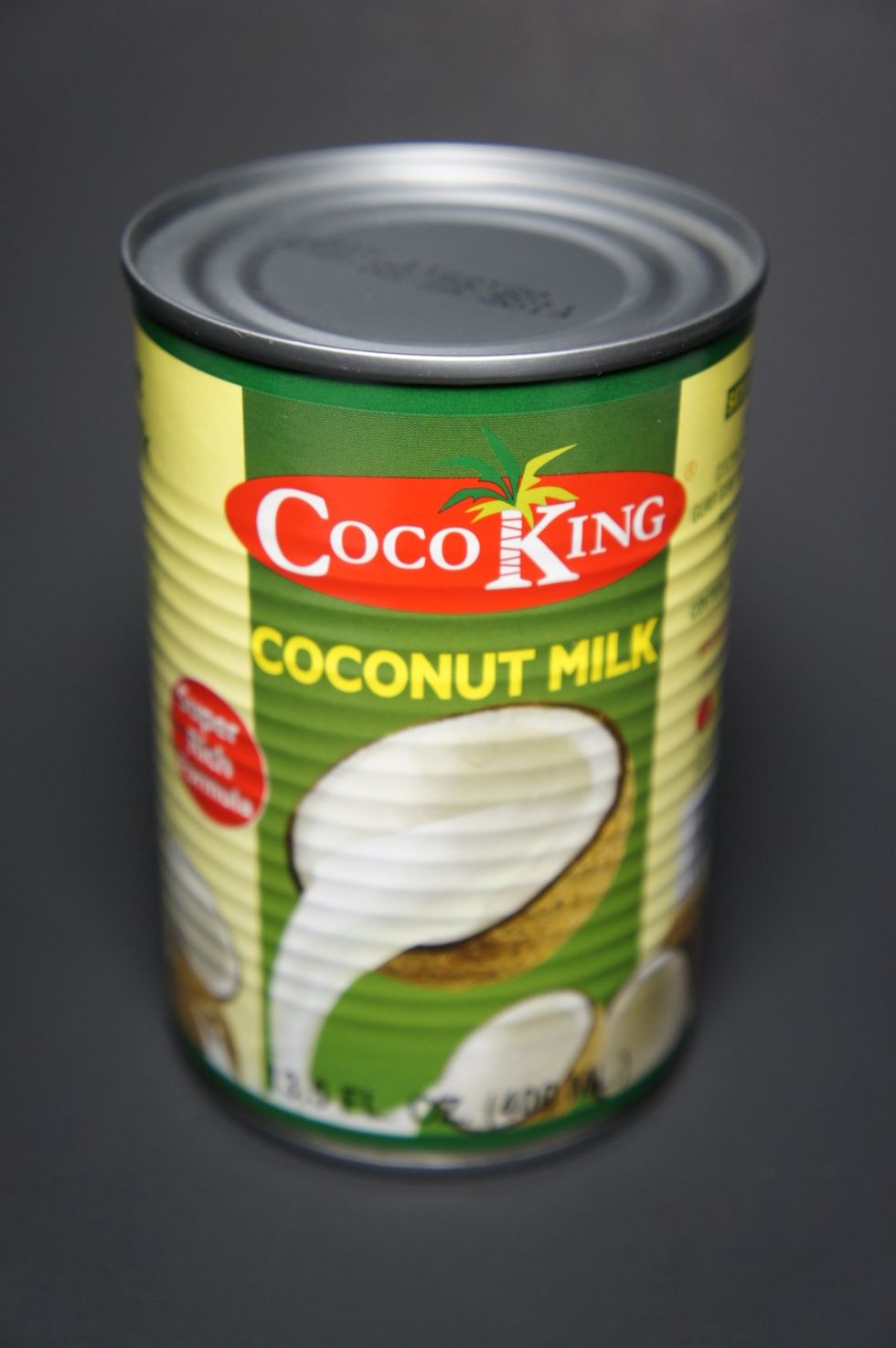 Mix coconut milk with red curry paste