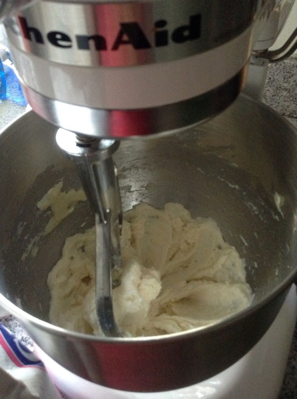 Mix cup of salted butter, 4 cups powdered sugar, 2 tbsp vanilla, and reduced champagne into mixer to create champagne butter cream frosting. And coffee cream for better results! Yum...