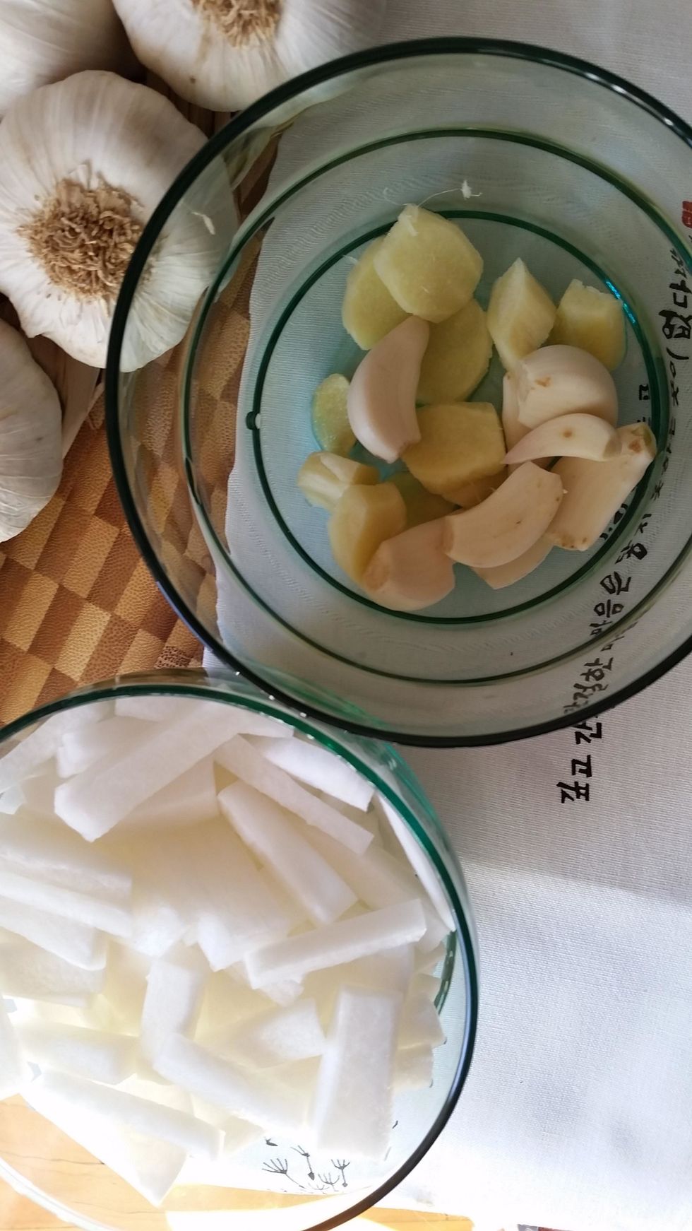 Mix Daikon radish with napa cabbage