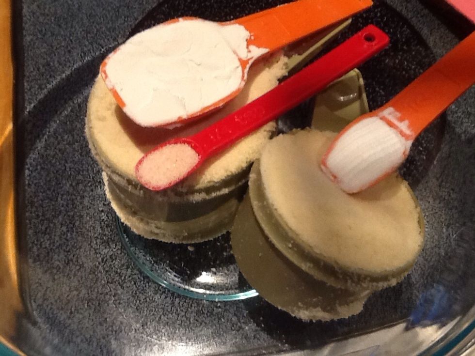 Mix dry ingredients.