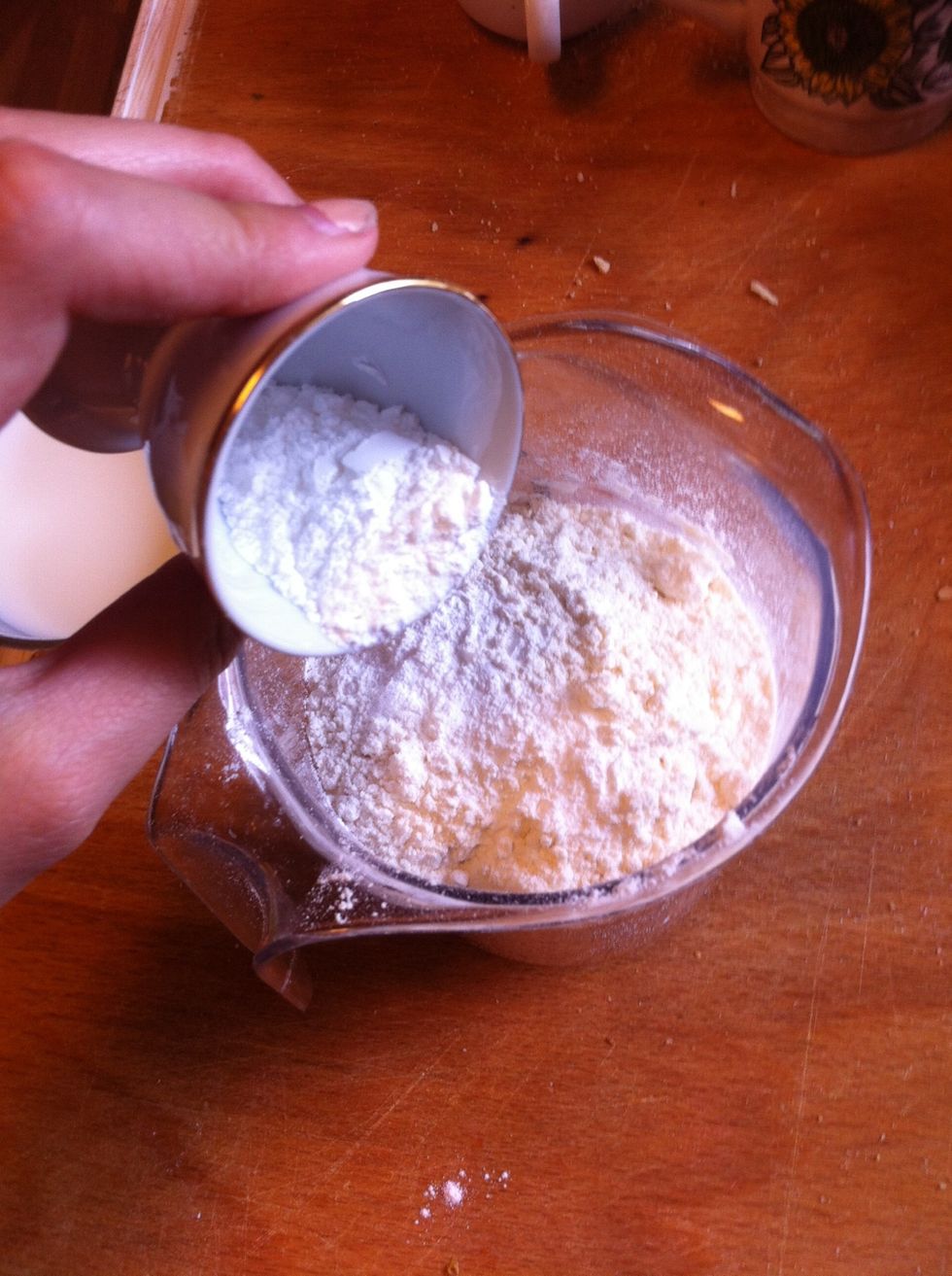 Mix flour and baking soda