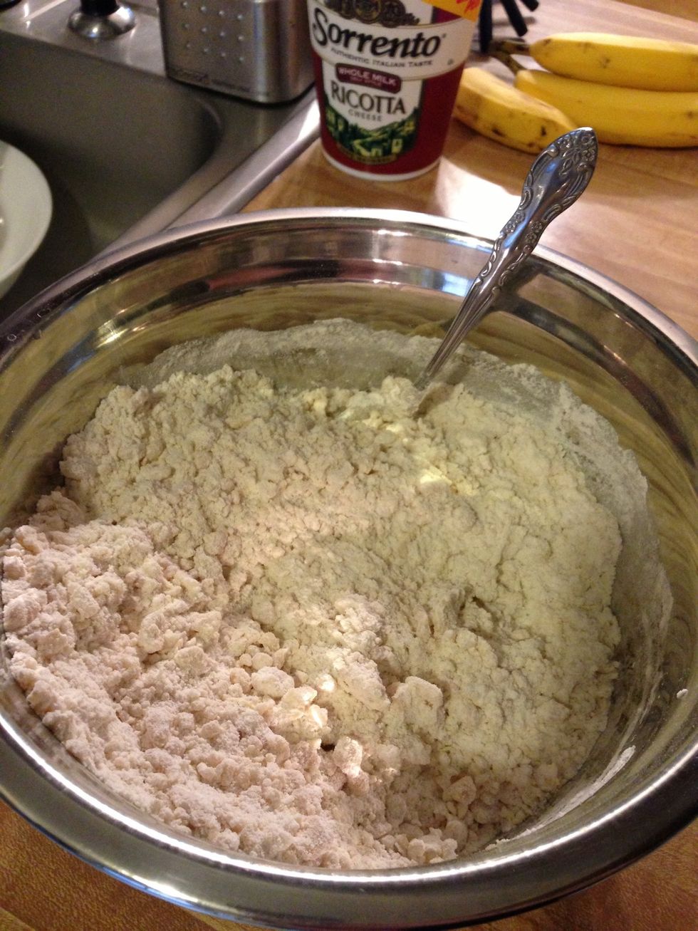 Mix flour and salt. In a separate bowl, combine the egg and oil. Then, stir into the flour mixture until it forma a coarse meal.