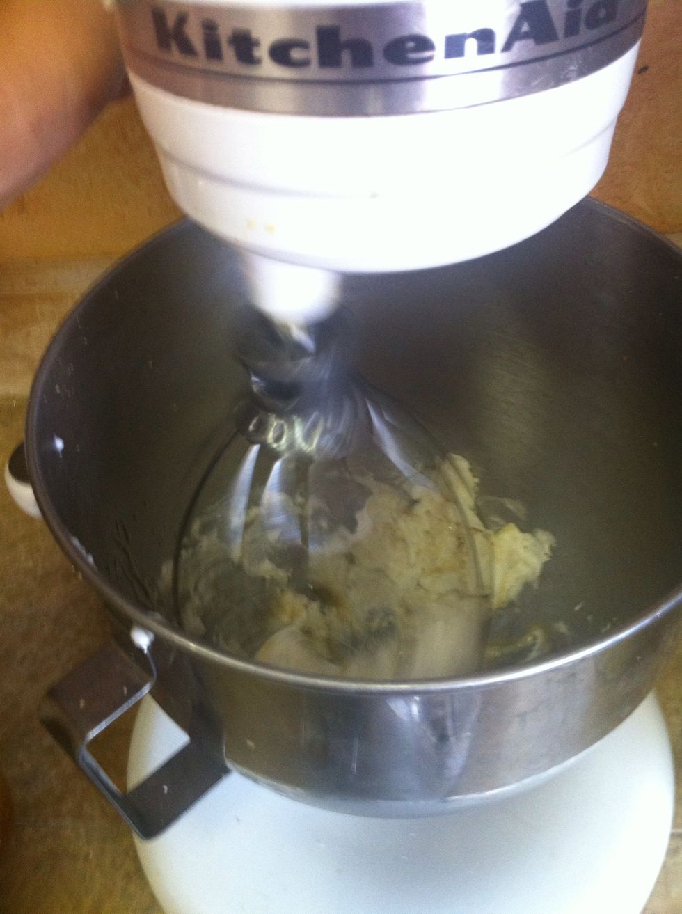 Mix for 1-2 minutes..... You don't want to mix it for to long, bc it will get to liquidy.