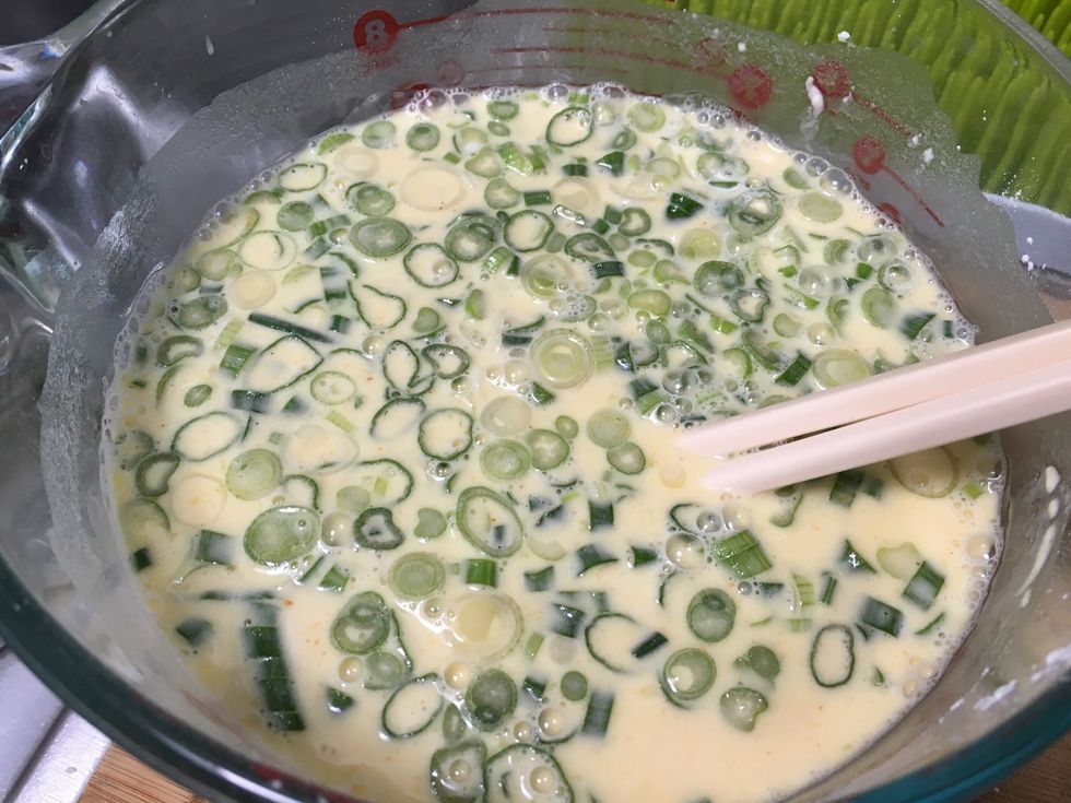 Mix for 10 mins & let it sit for 2 hours. Let that beer settle.