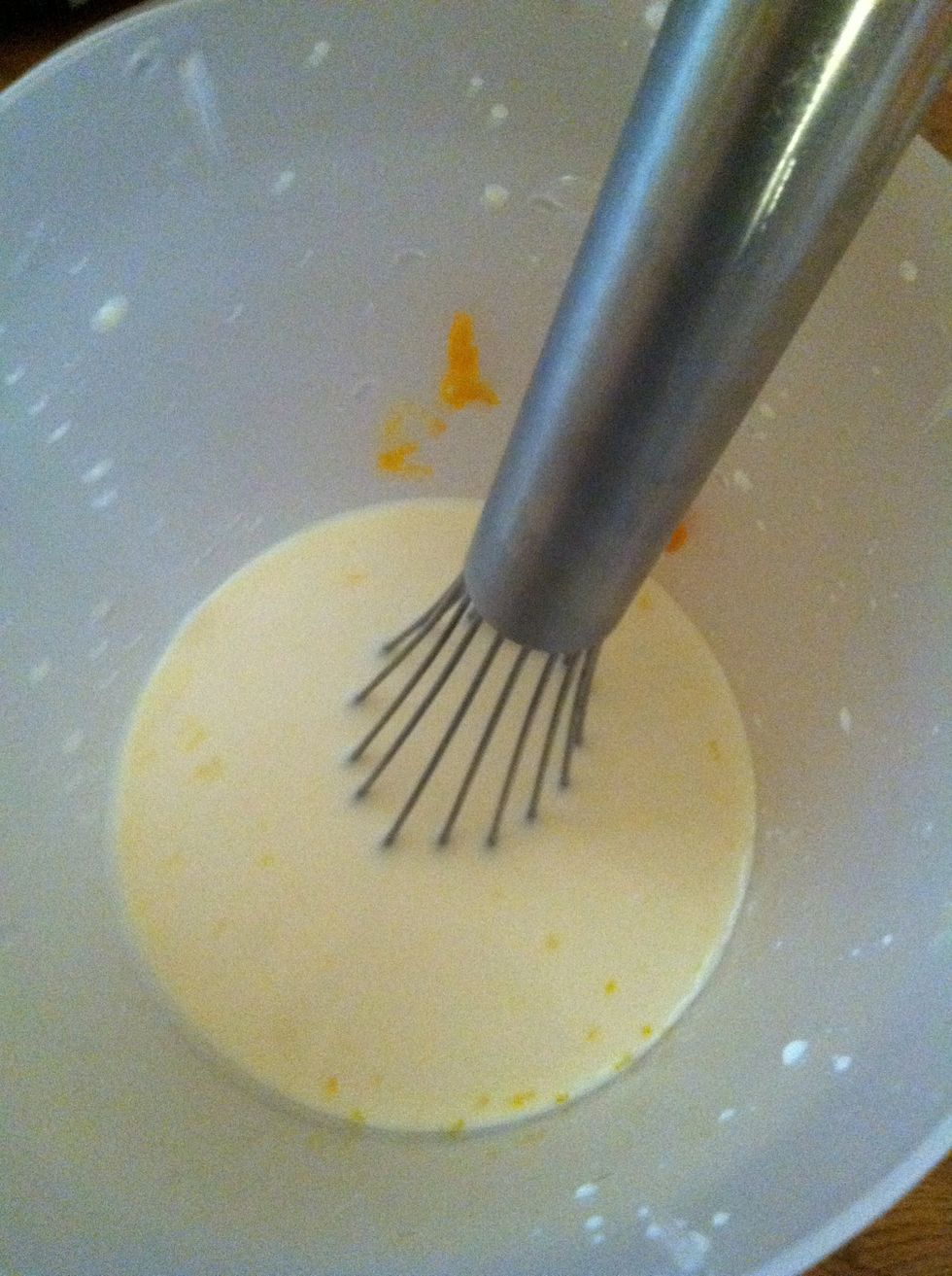 Mix! Get the egg yolk and pumpkin mixed in well.