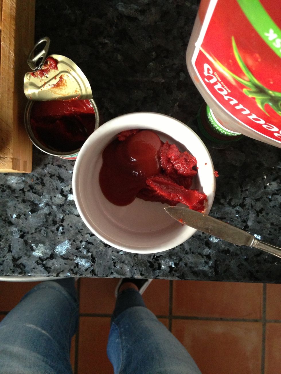 Mix half tomatopaste half ketchup