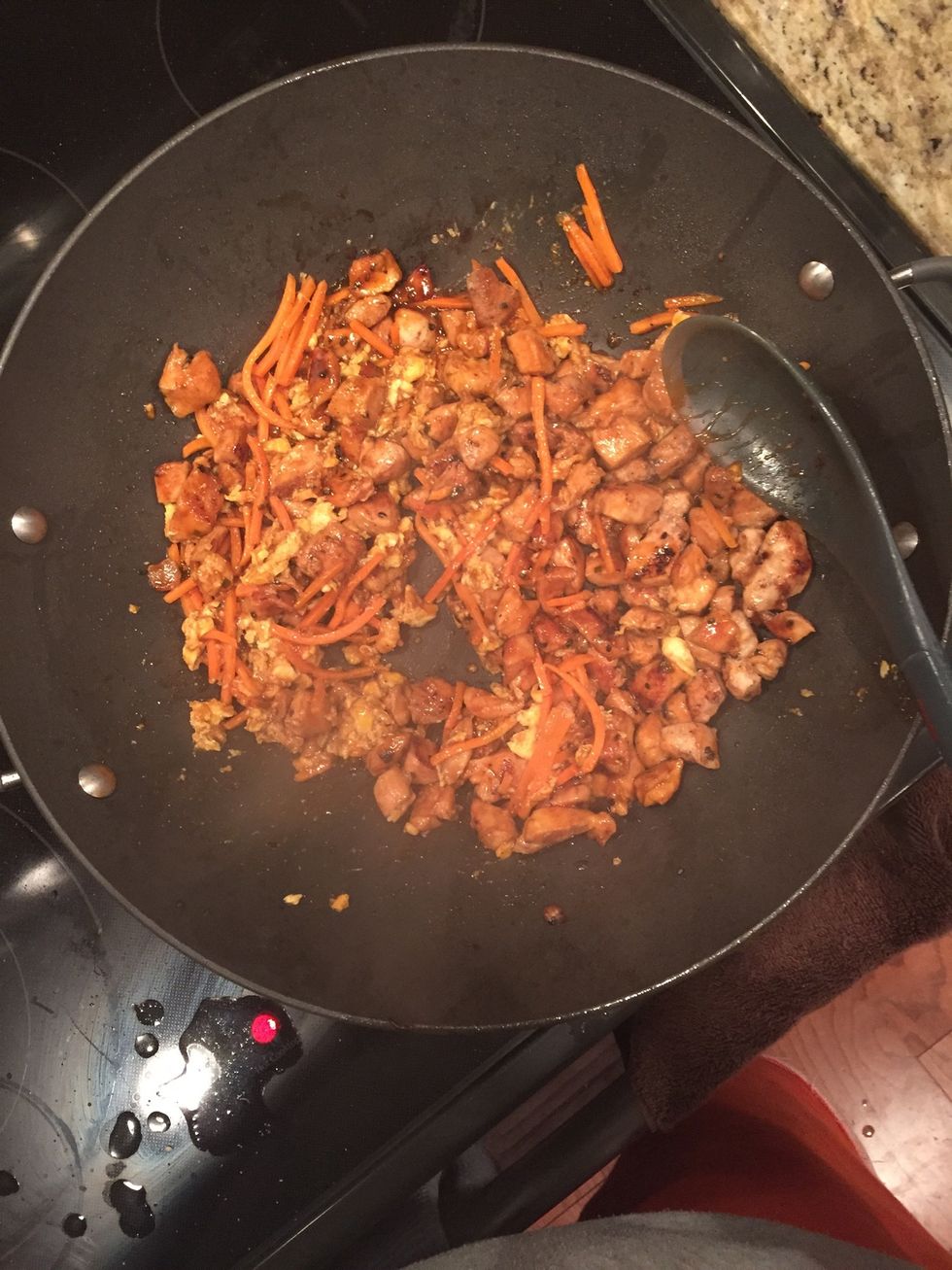 Mix in ONLY your carrots. Then add the noodles!