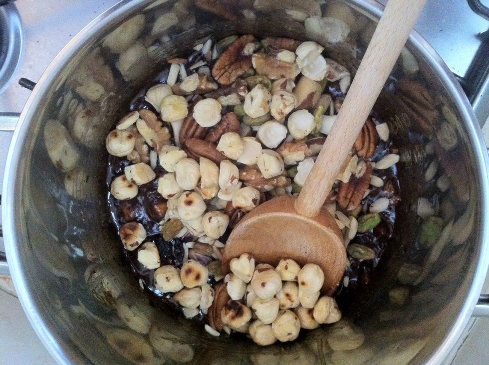 Mix it all up and let it cool for an hour