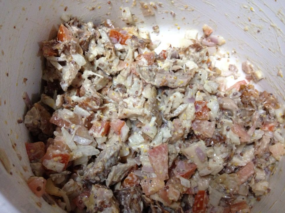 Mix it all up. Should look like this. You can even put this on top of a salad and have chicken salad :)