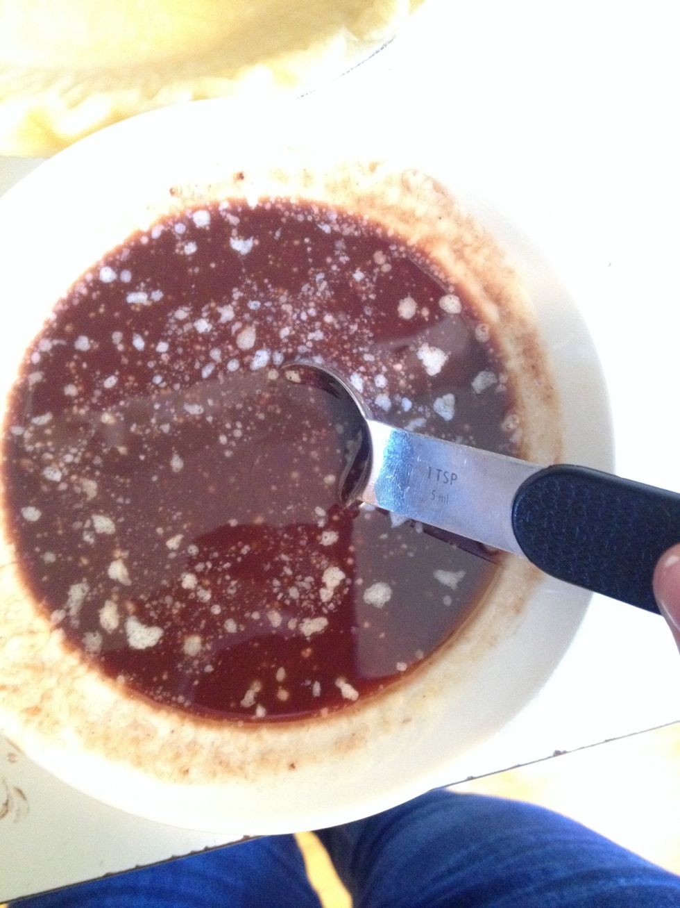 Mix it so that the lumps of chocolate are completely gone. Then, set aside.
