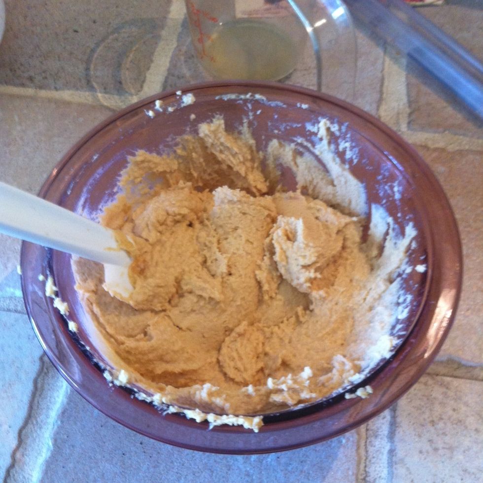 Mix it up until it looks like hummus! I added a bit more lemon and salt at this point since the tahini flavor was a bit too strong for me.