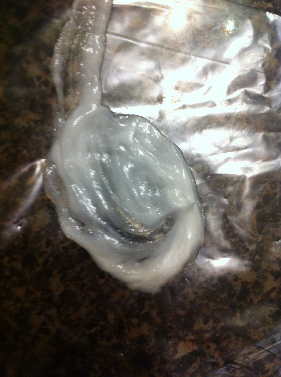 Mix it with your little spatula or your finger or any little utensil. End up looking like this(: