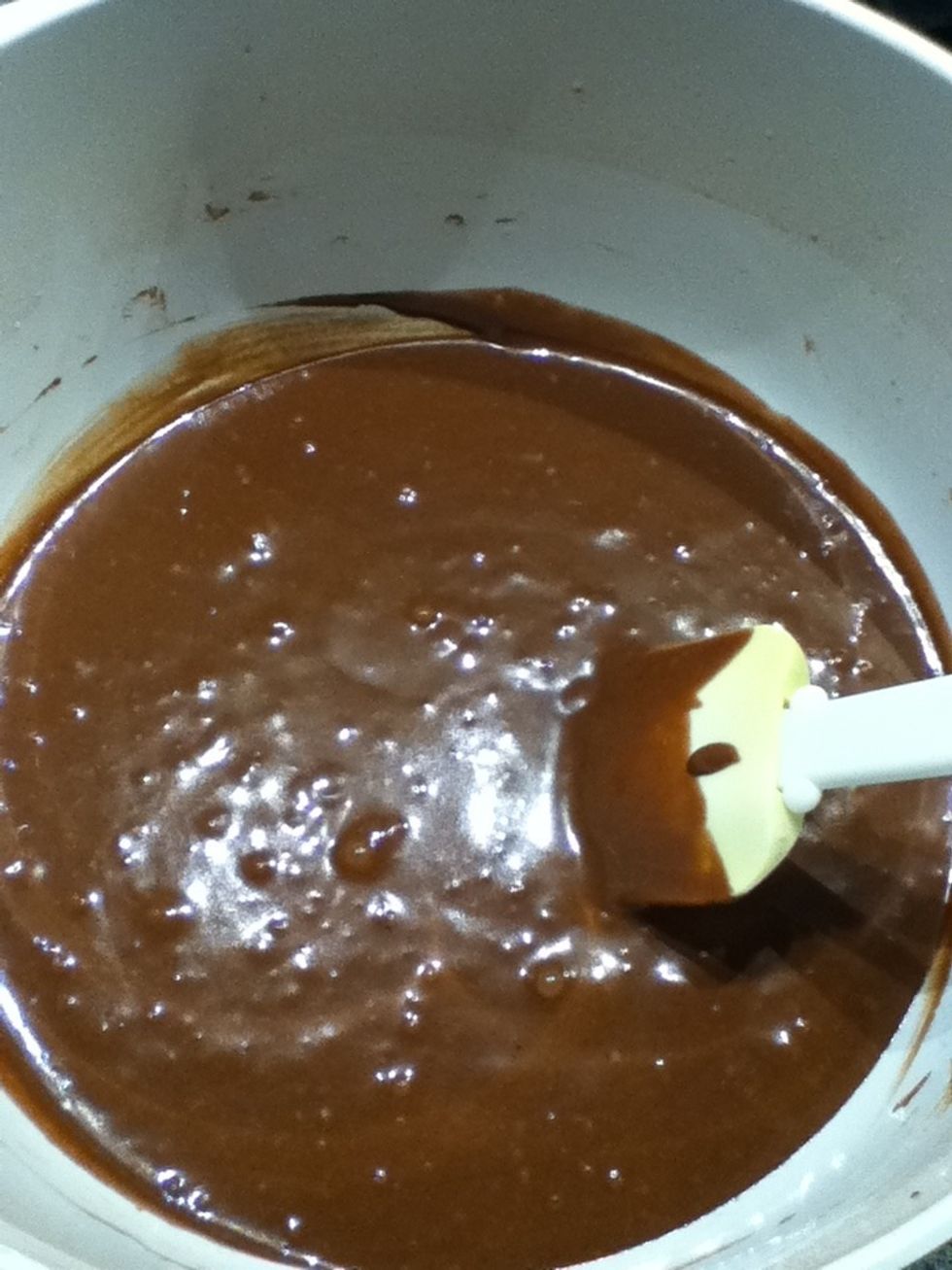 Mix melted butter, yoghurt and sugar