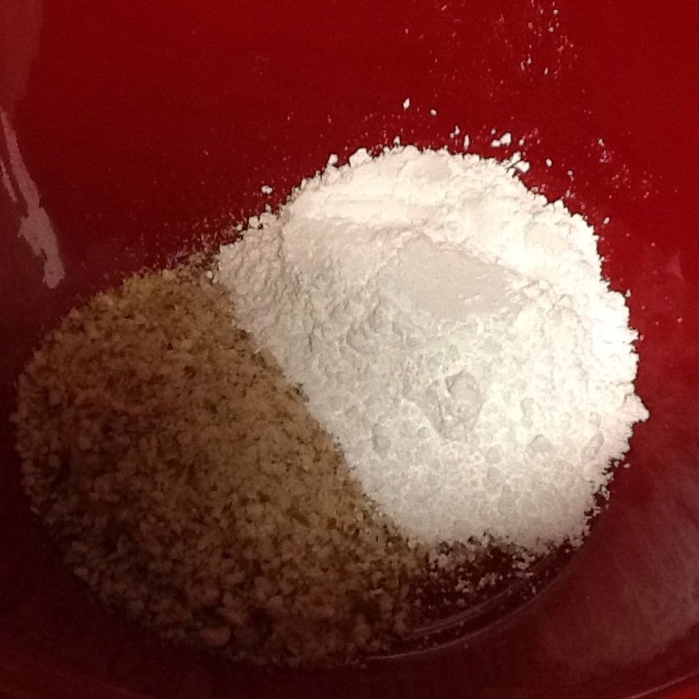 Mix the blended almonds with powdered sugar in a bowl.