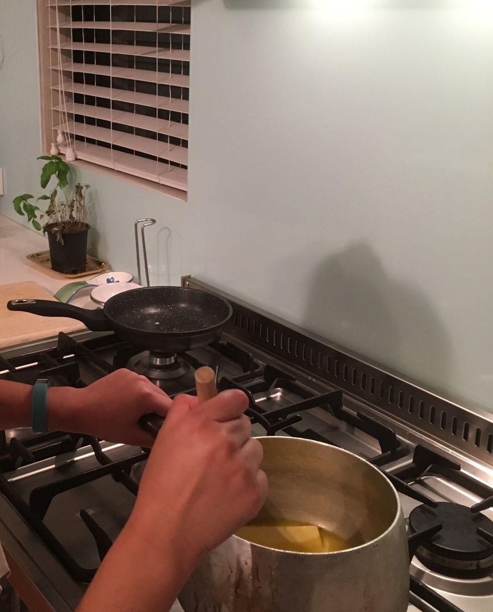 Mix the butter in a pot over low heat until it has all melted.