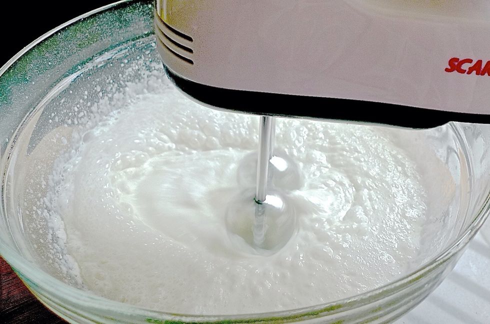 Mix the COLD water and whipped topping at low speed for about 1 minute.