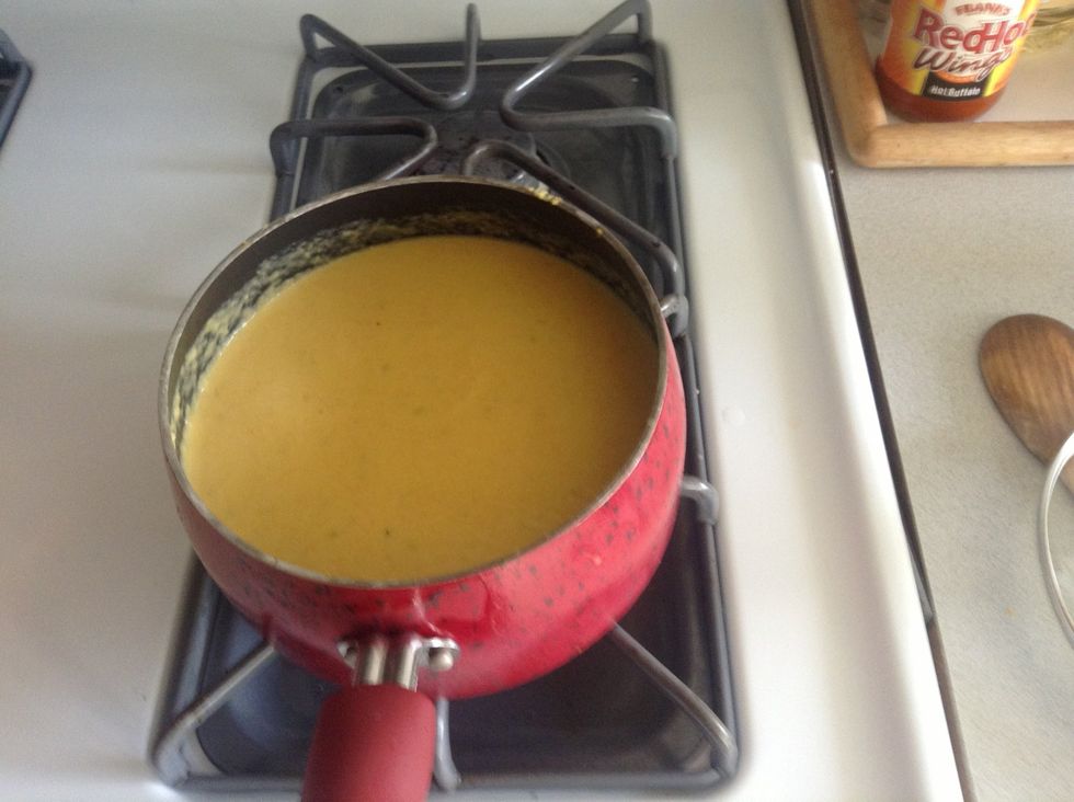 Mix the mixed pulped and the filtered sauce