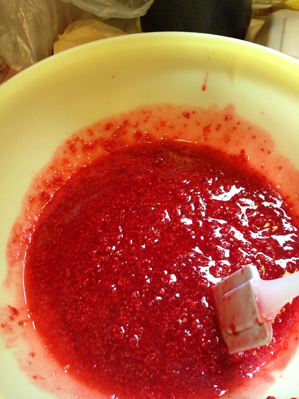 Mix the pectin in.