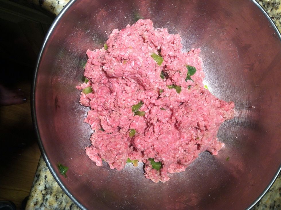 Mix the peppers and beef together