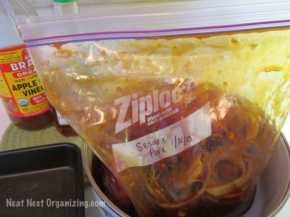 Mix the ribs and onions with the sauce until well-coated.