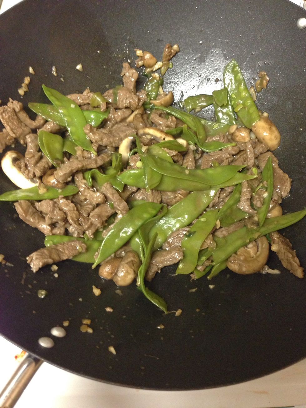 Mix the steak and cook for 5 minutes