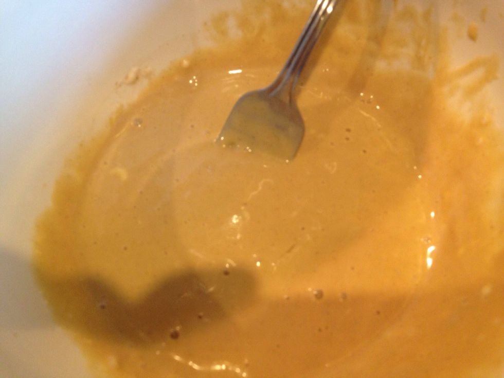 Mix the wet ingredients well so there are no lumps.