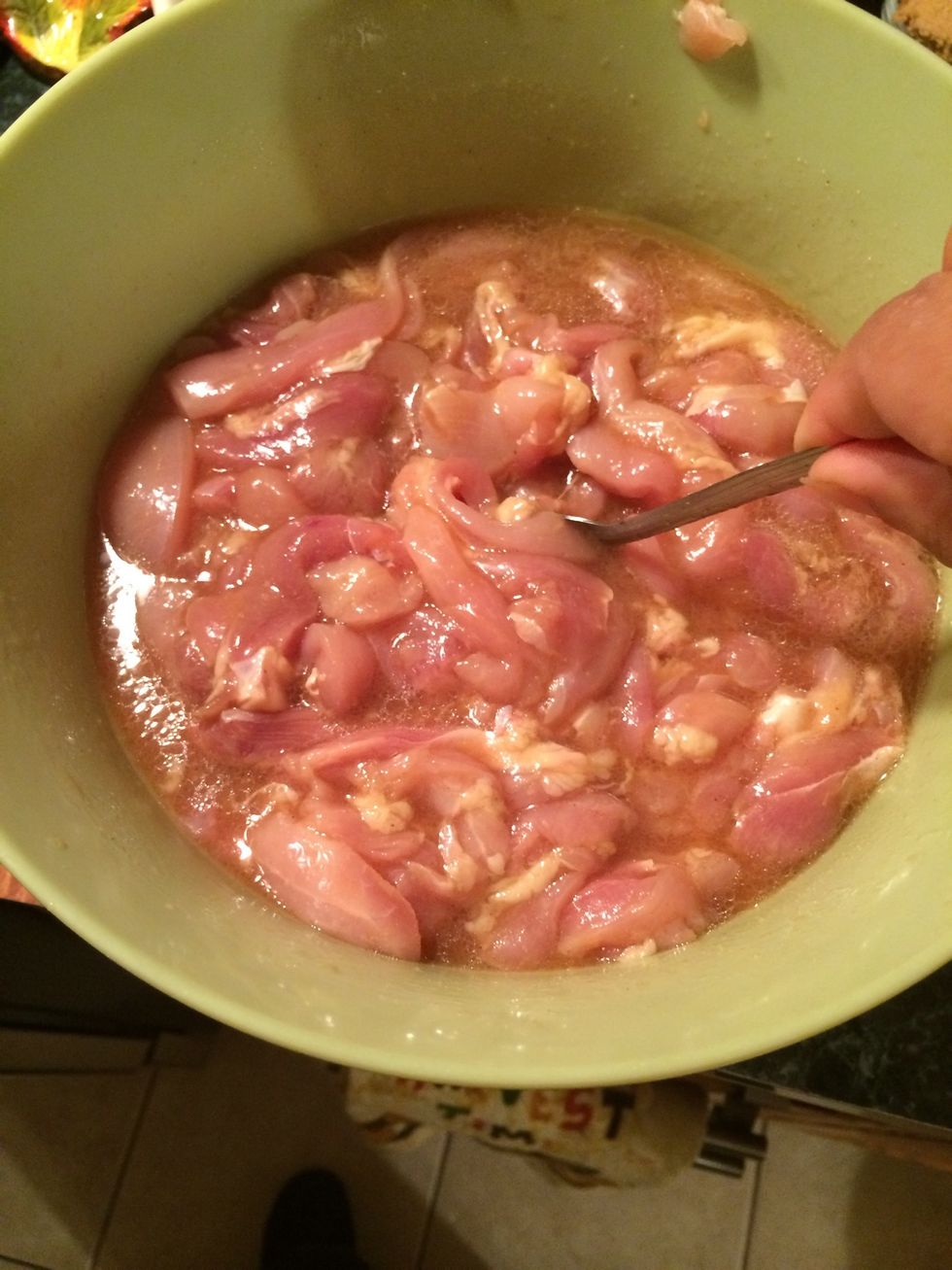 Mix this up very well. Stir it for about 5-6 minutes