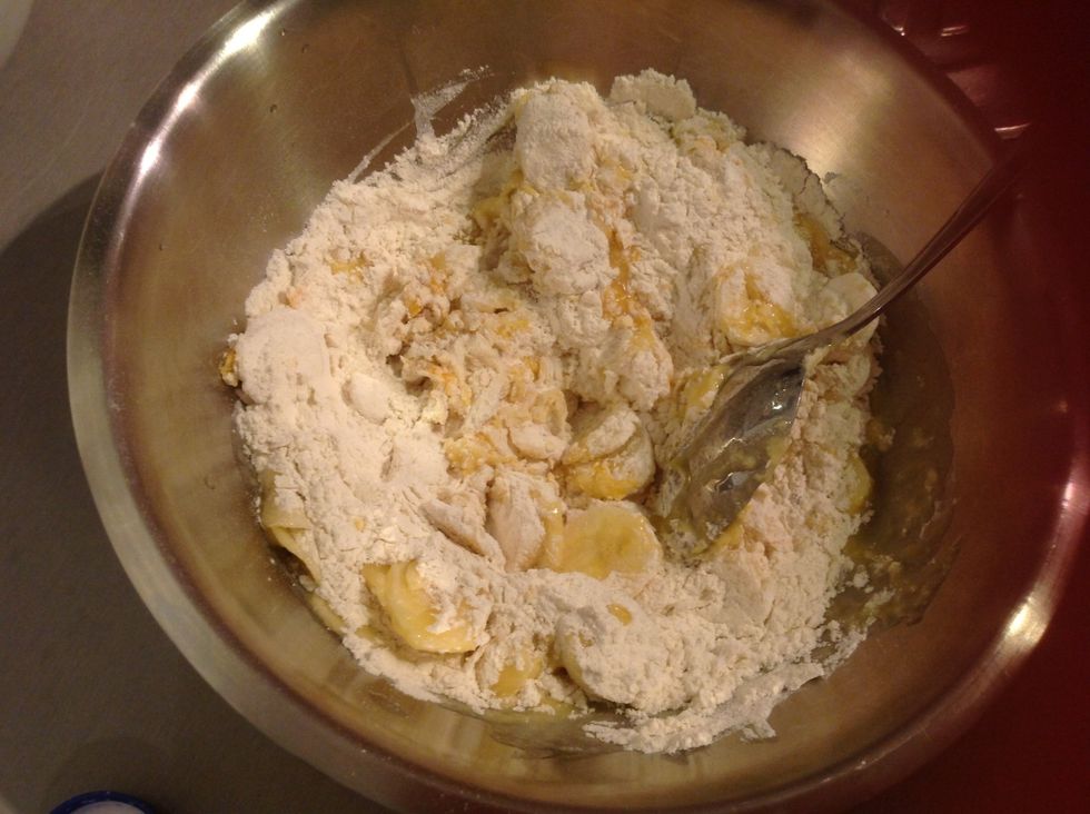 Mix thoroughly until it looks smooth. Do this for about 1 minute.