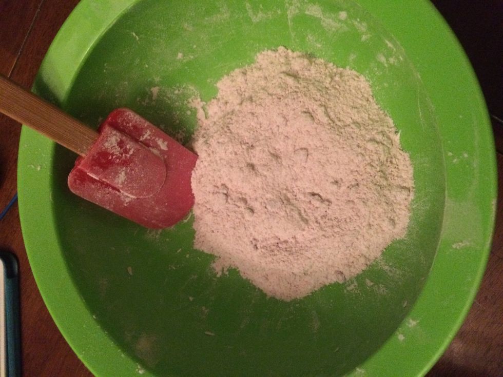 Mix together the 1 cup of flour, 1/2 cup of brown sugar, and 1 teaspoon of cinnamon.