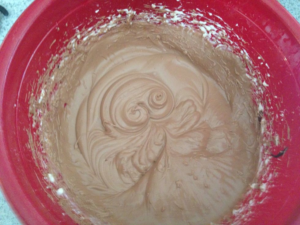 Mix together the chocolate and cream cheese.