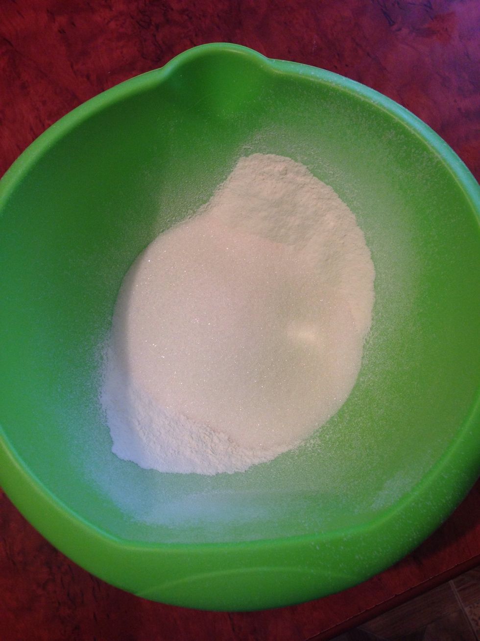 Mix together the flour and the sugar