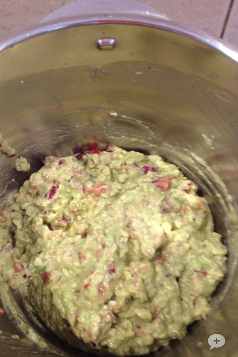 Mix until it looks something like this! When done put it into a bowl, into the fridge!