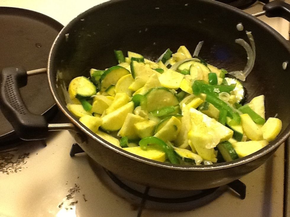 Mix well and let it cook on medium flame